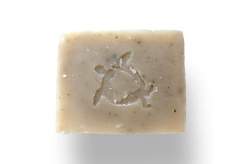 Ehu Kai seaweed and lemongrass soap bar with nourishing sea minerals