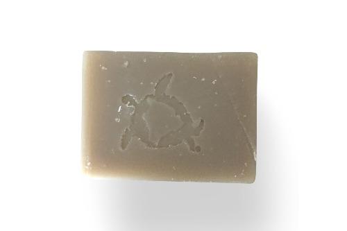 Io patchouli and clove soap bar with warming essential oils and natural ingredient