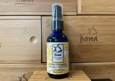 Customizable kukui nut oil with essential oil blends in glass bottle